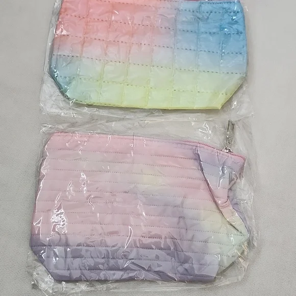 Boys Lie Purple Tie-Dye Tote with Pastel Cosmetic  Pouches - Picture 9 of 16